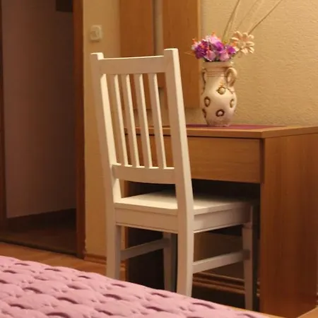 Guest house Monera 3*